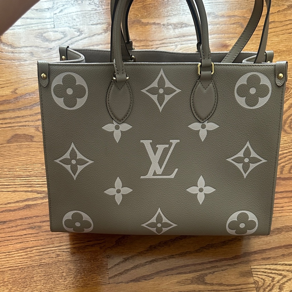 Louis Vuitton Gray Monogram Tote